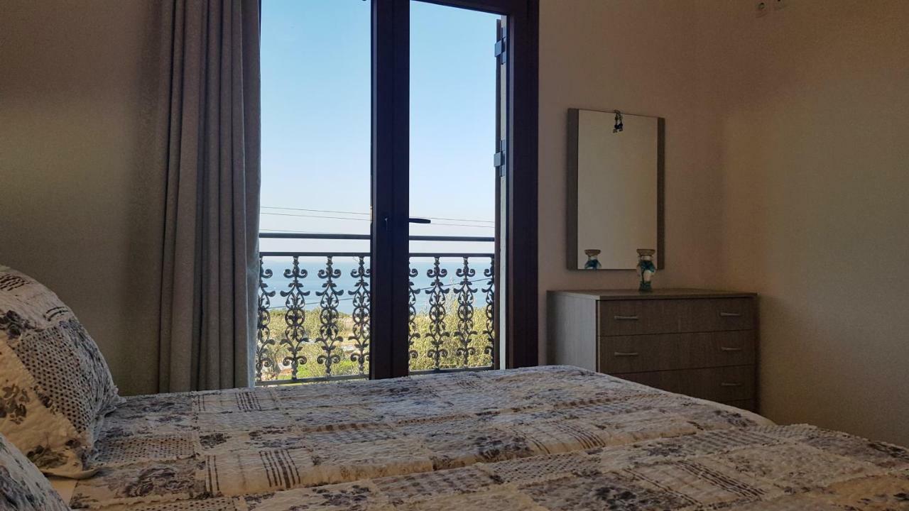 Villa Danae Ґайос Екстер'єр фото